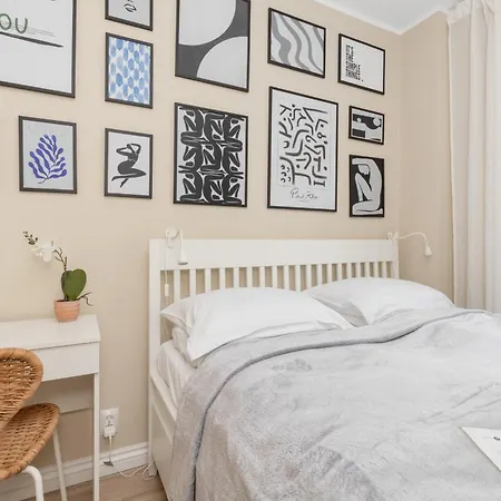 Heart Of Old Town Kolodziejska By Renters Lägenhet