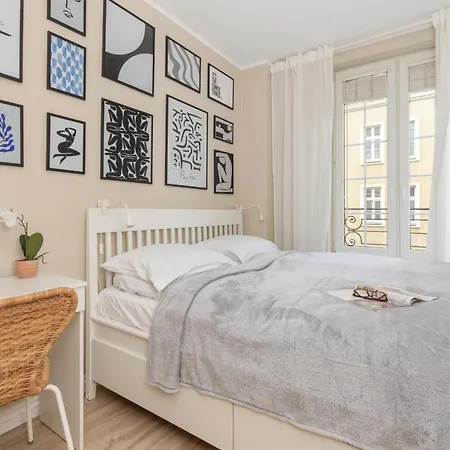 Lägenhet Heart Of Old Town Kolodziejska By Renters Gdańsk